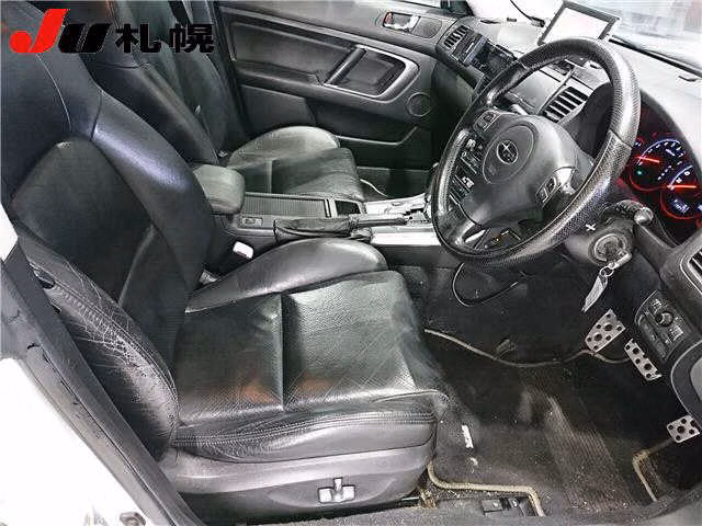 SUBARU LEGACY B4