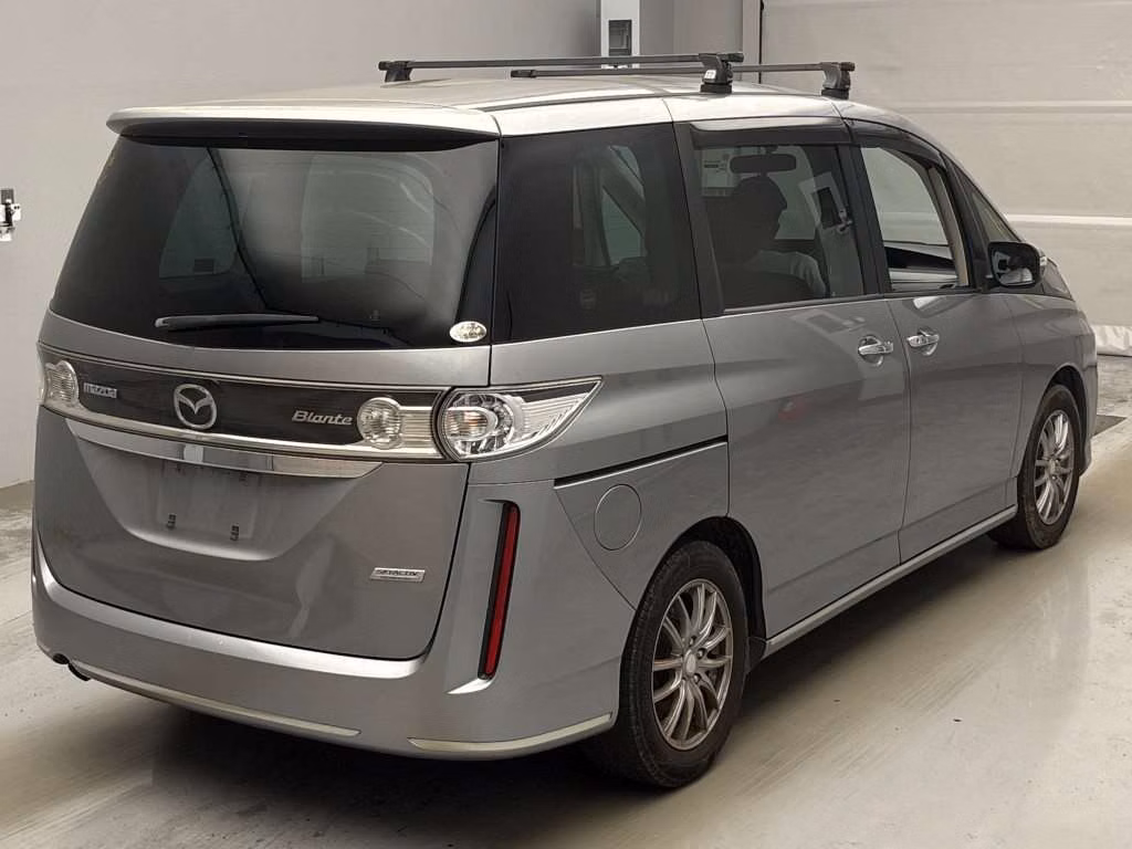 MAZDA BIANTE