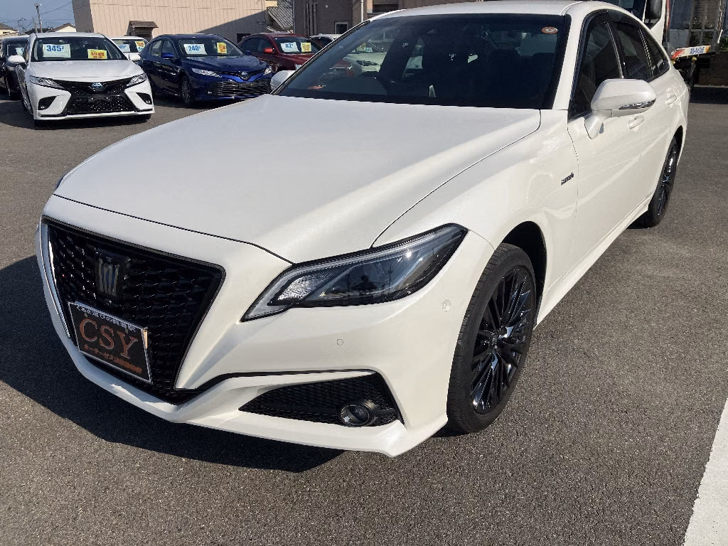 TOYOTA CROWN