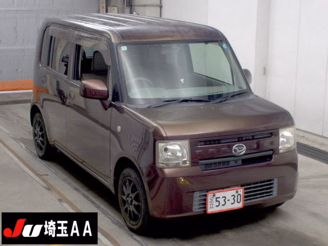 DAIHATSU MOVE CONTE