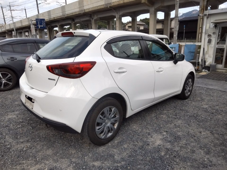 MAZDA MAZDA2