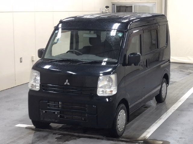 MITSUBISHI MINICAB