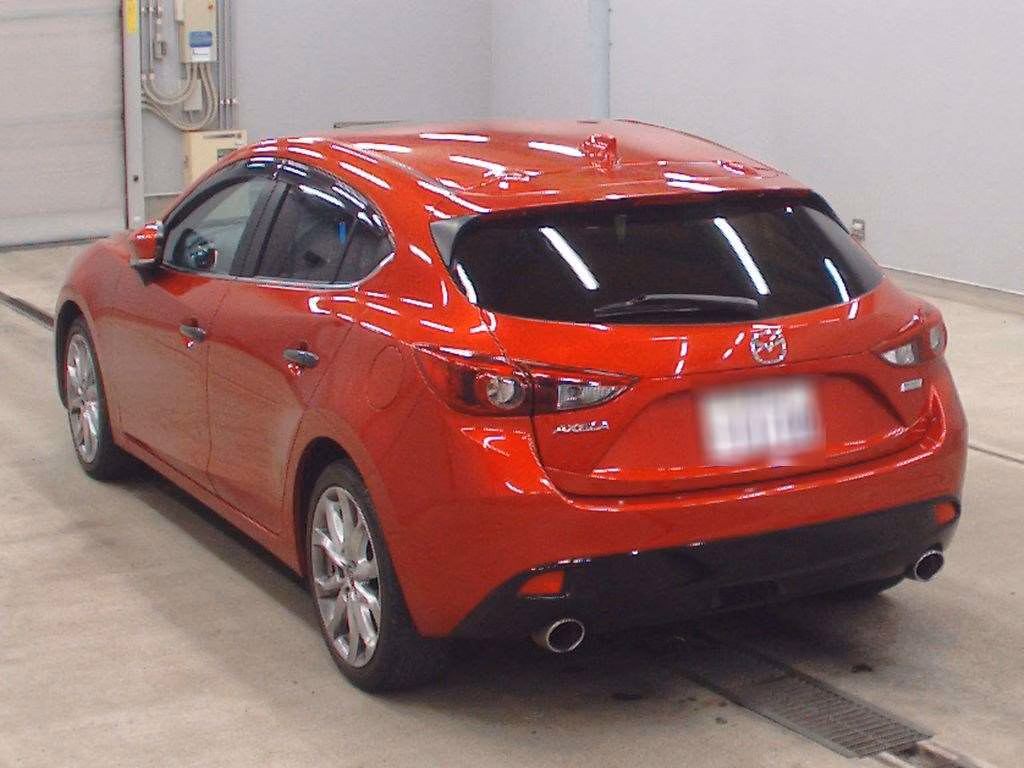 MAZDA AXELA