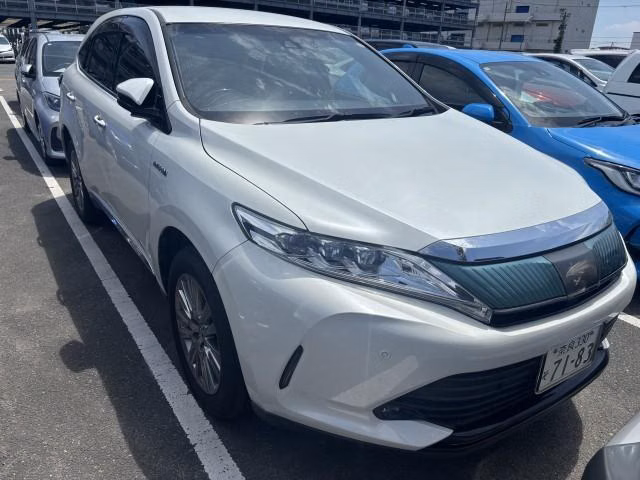 TOYOTA HARRIER