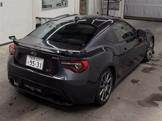 SUBARU BRZ