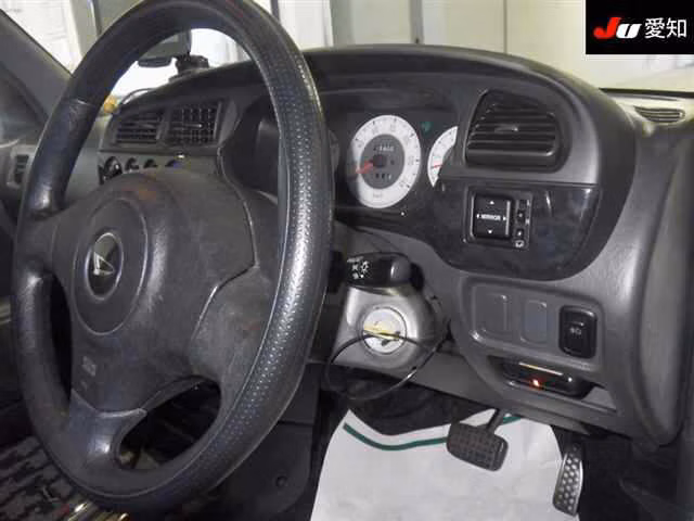 DAIHATSU MIRA GINO