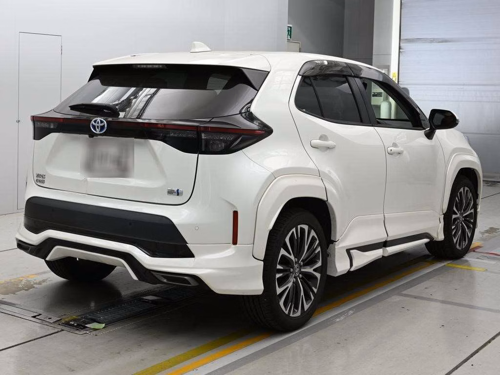 TOYOTA YARIS CROSS