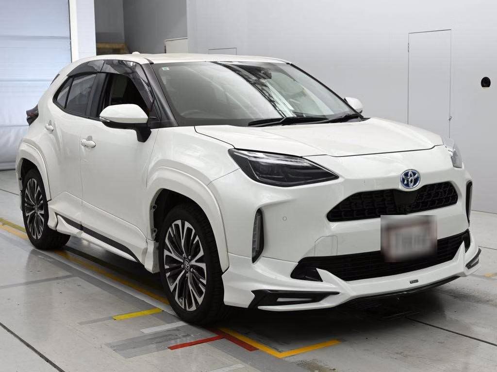 TOYOTA YARIS CROSS