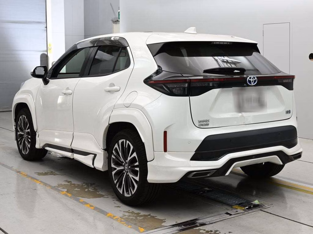 TOYOTA YARIS CROSS