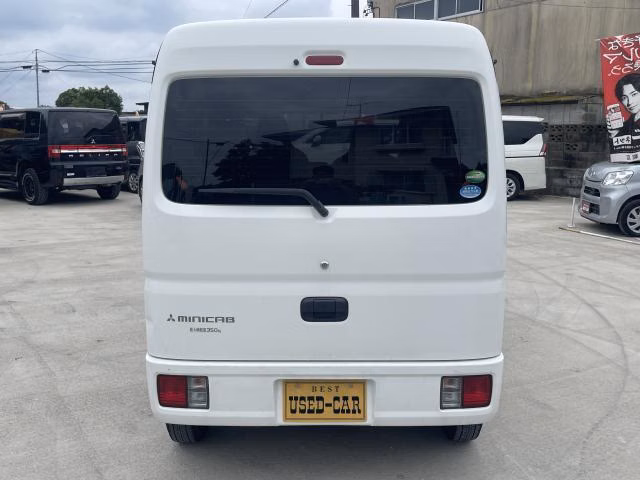 MITSUBISHI MINICAB