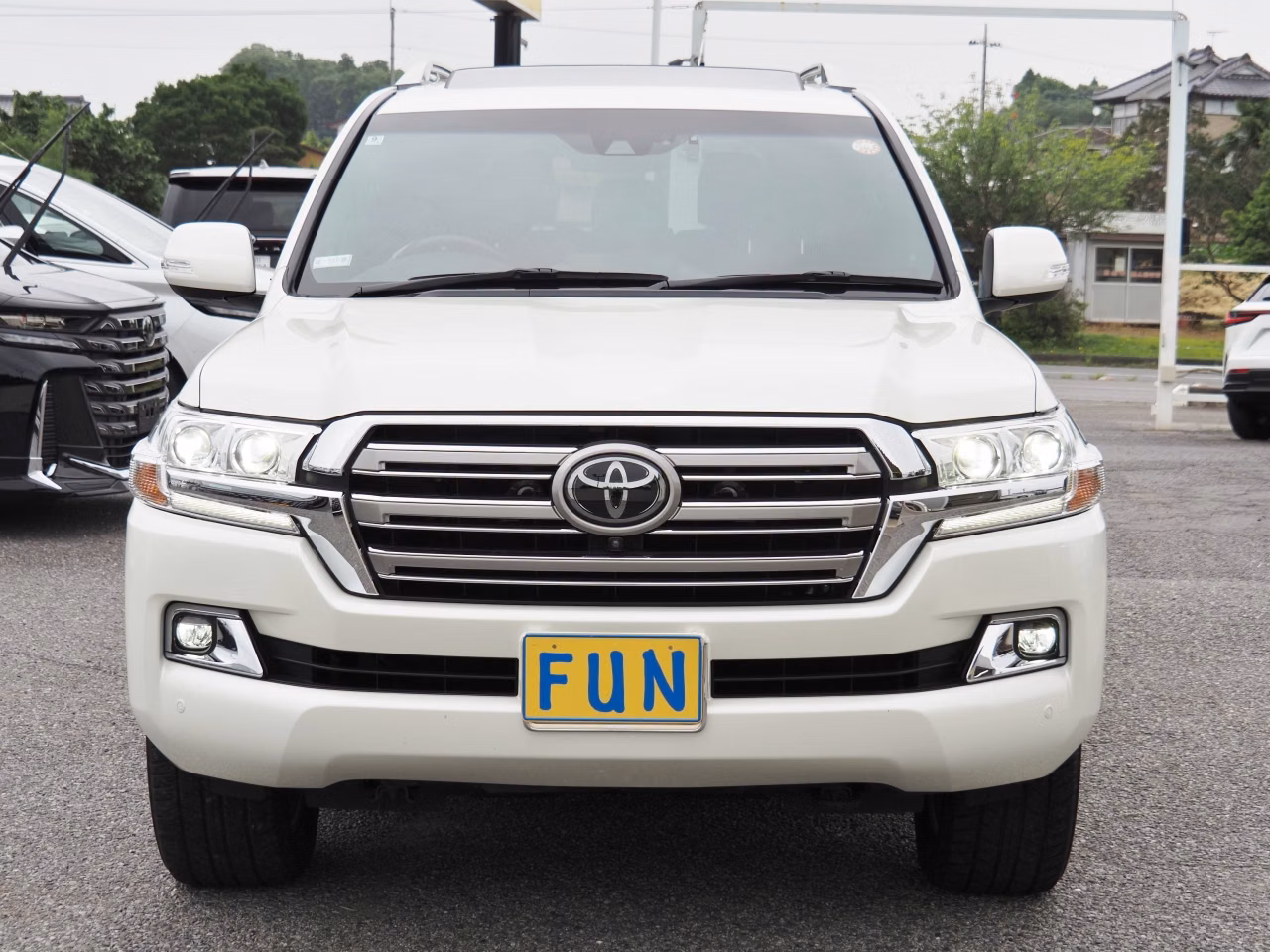 TOYOTA LAND CRUISER