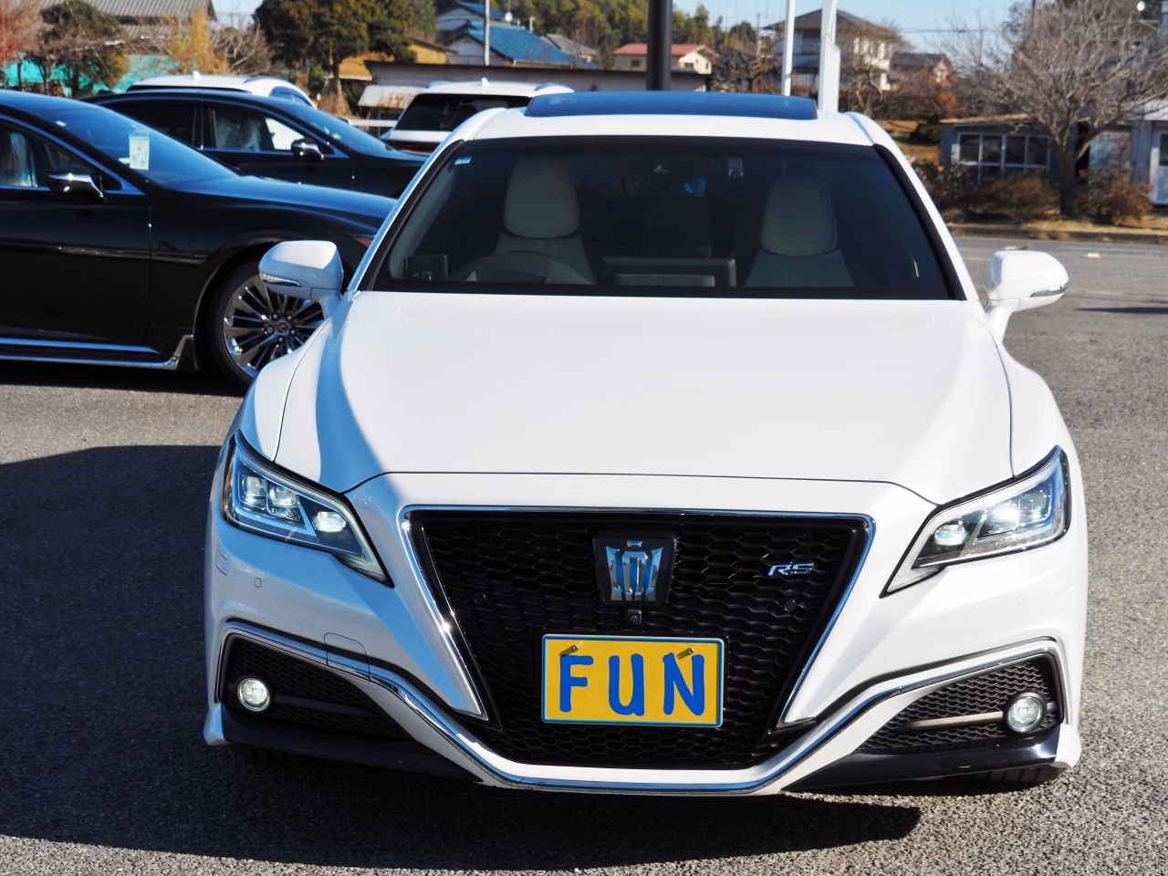 TOYOTA CROWN