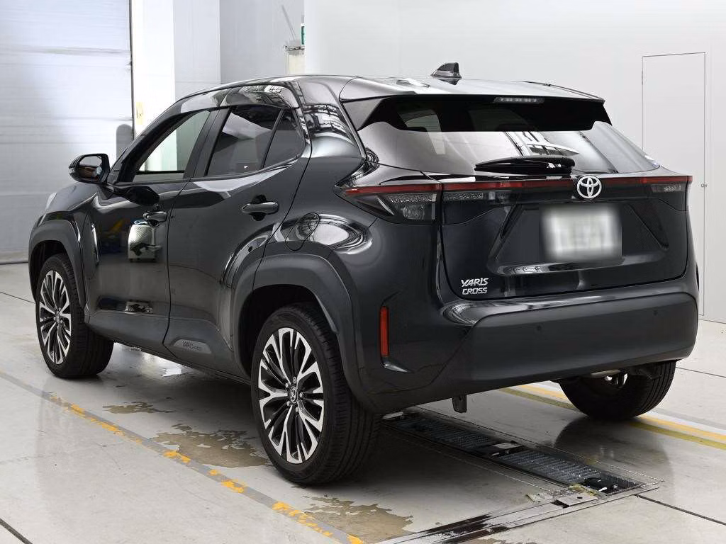 TOYOTA YARIS CROSS