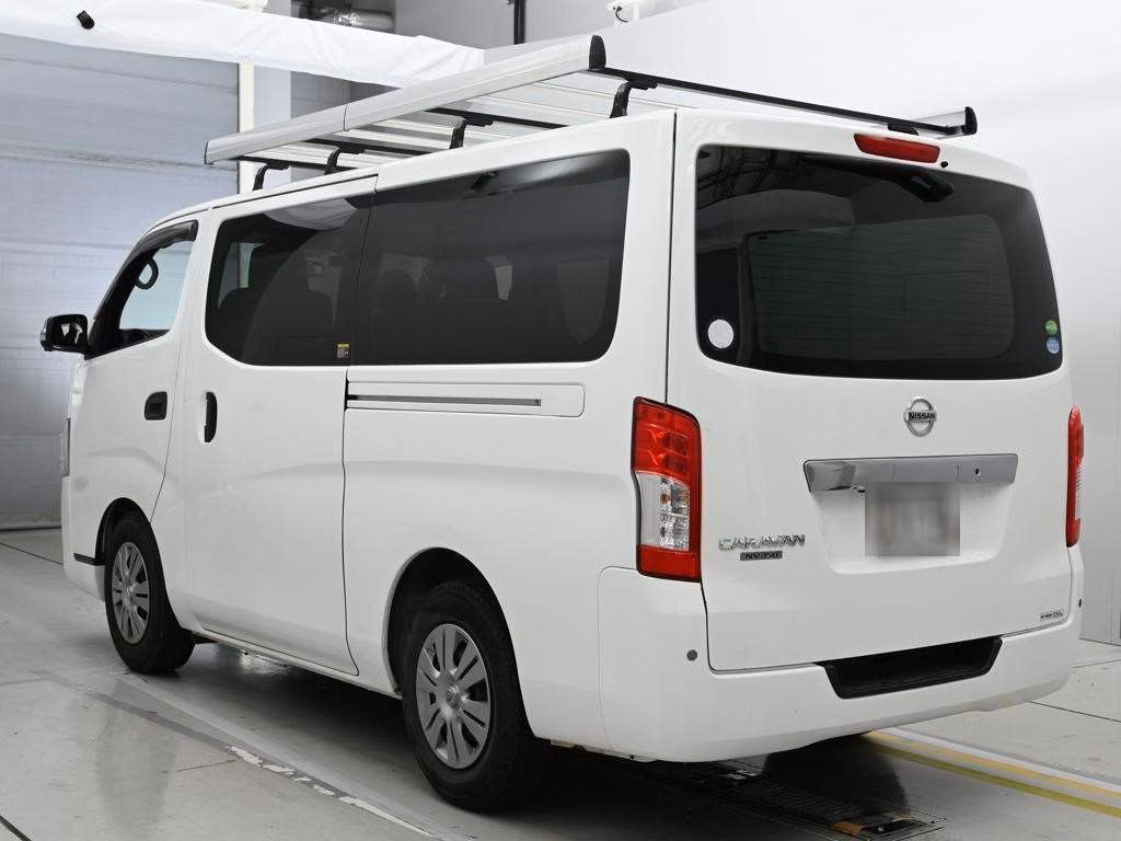 NISSAN NV350 CARAVAN