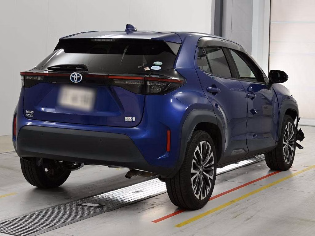 TOYOTA YARIS CROSS