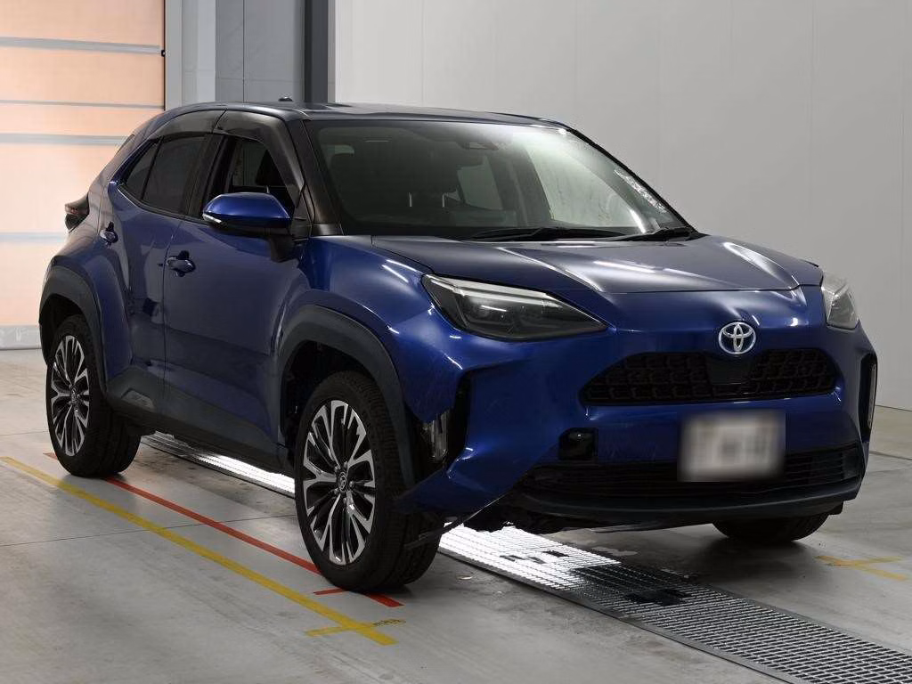 TOYOTA YARIS CROSS