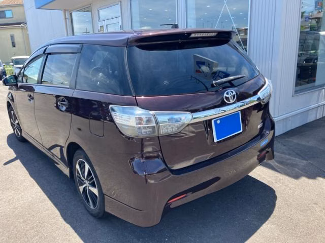 TOYOTA WISH