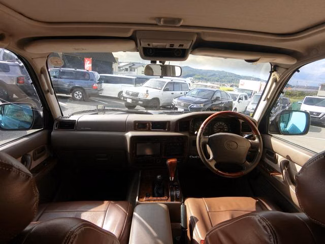 TOYOTA LAND CRUISER