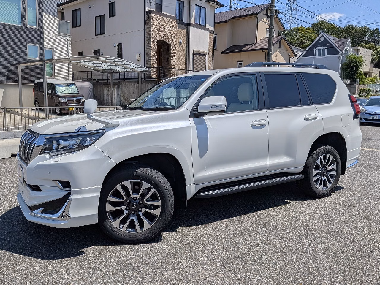 TOYOTA LAND CRUISER PRADO