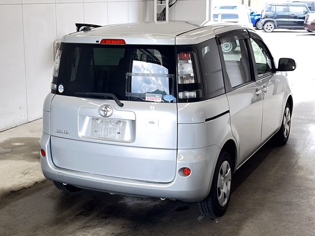 TOYOTA SIENTA