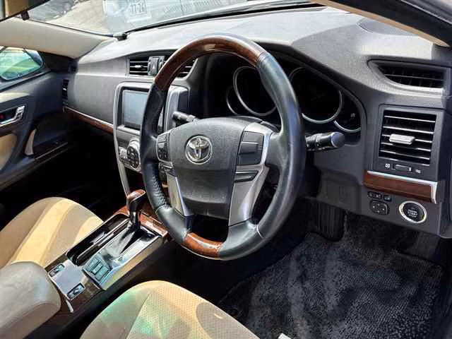 TOYOTA MARK X