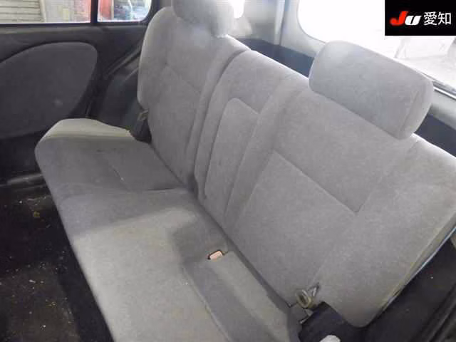 TOYOTA RAUM