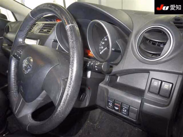 NISSAN LAFESTA