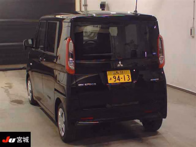 MITSUBISHI EK SPACE