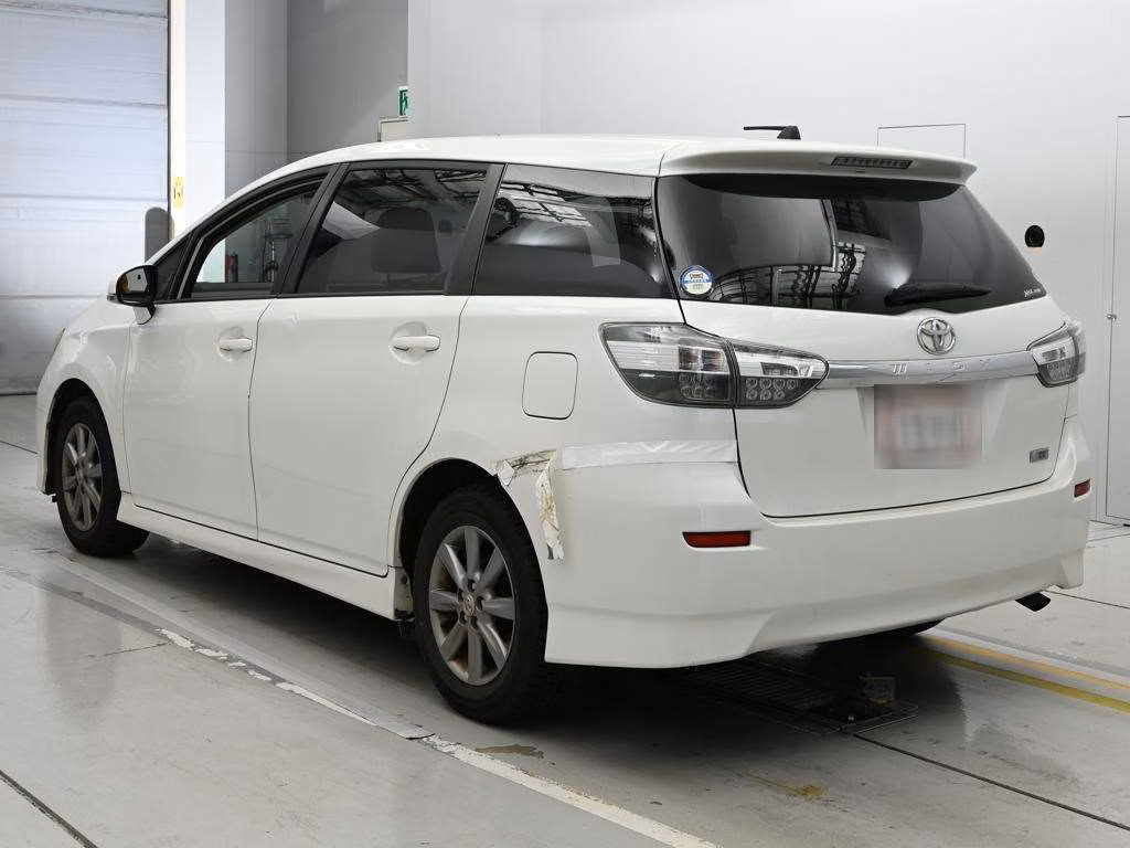 TOYOTA WISH