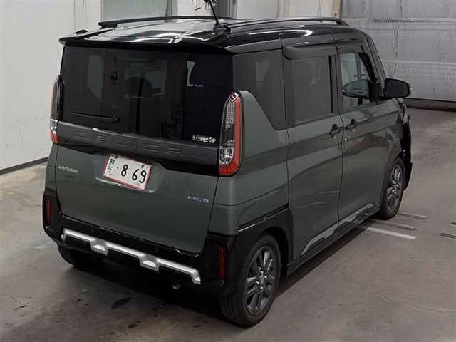 MITSUBISHI DELICA MINI
