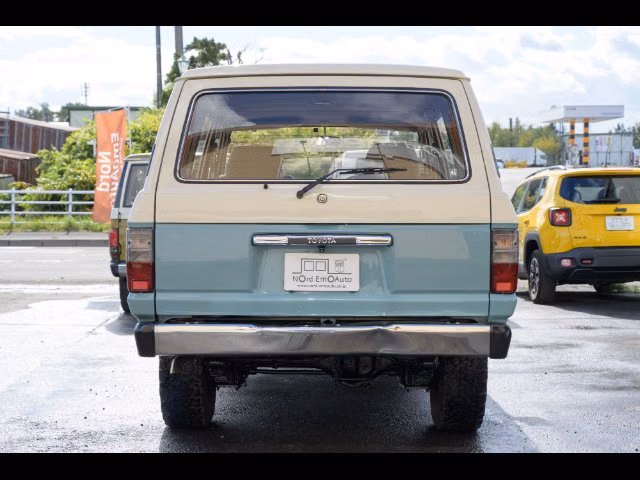 TOYOTA LAND CRUISER