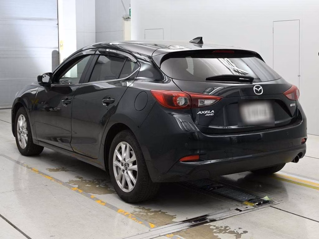 MAZDA AXELA