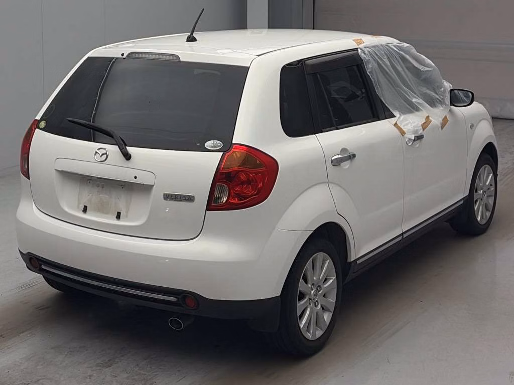 MAZDA VERISA