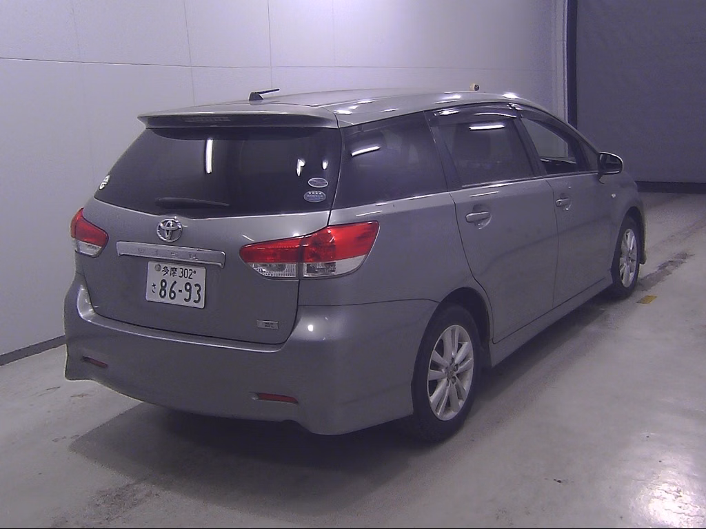 TOYOTA WISH