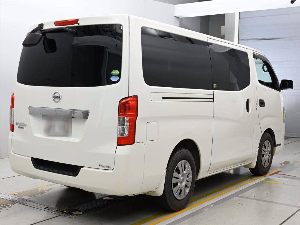 NISSAN NV350 CARAVAN