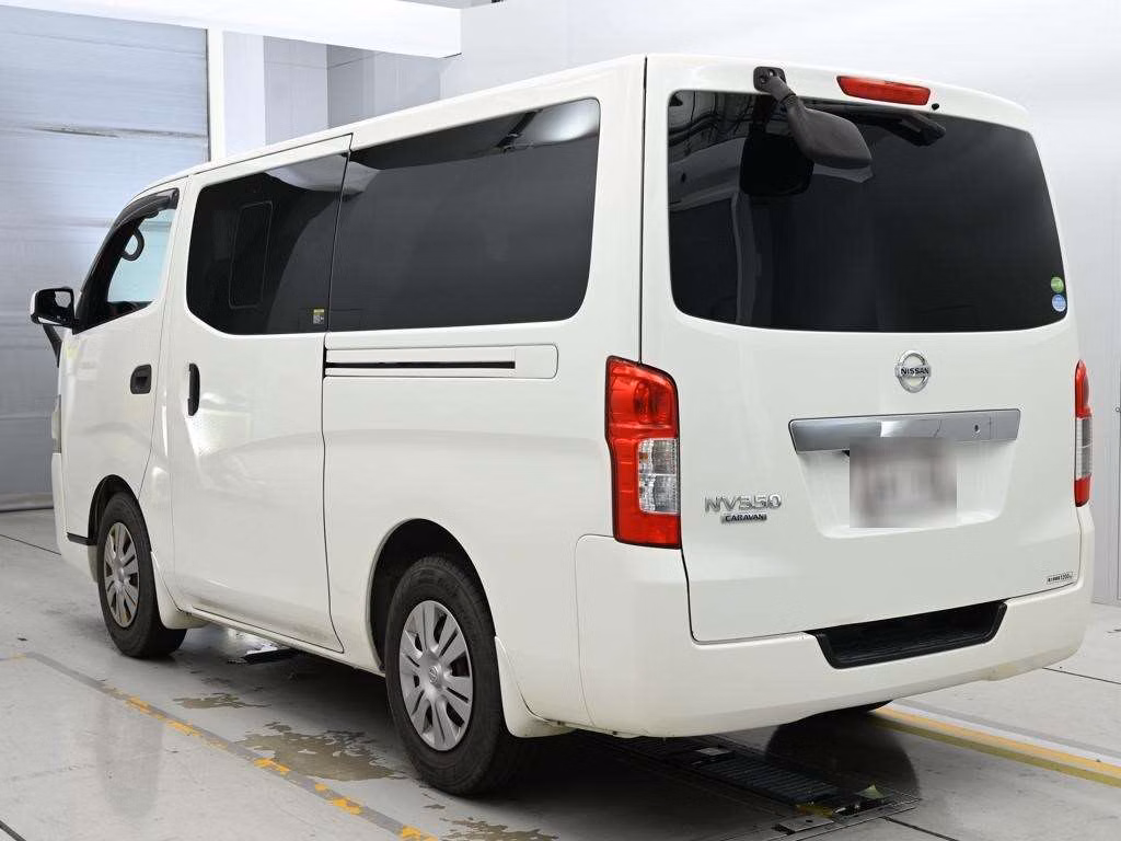 NISSAN NV350 CARAVAN