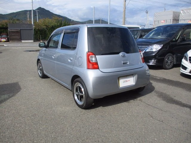 DAIHATSU ESSE