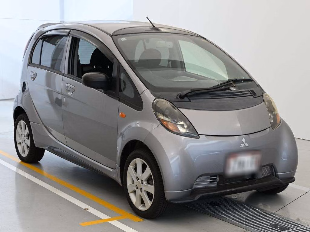 MITSUBISHI I