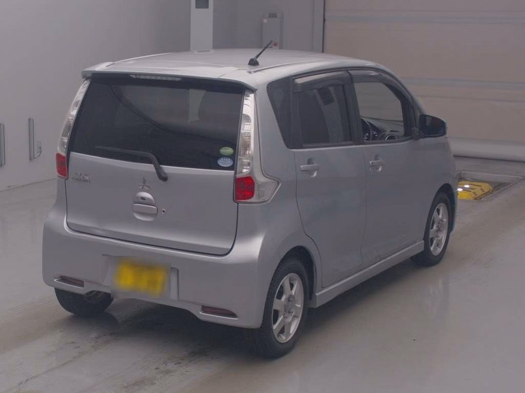 MITSUBISHI EK CUSTOM