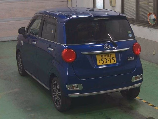 DAIHATSU CAST