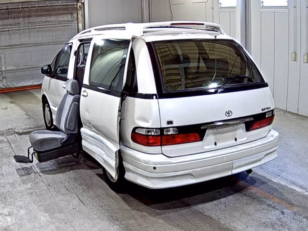 TOYOTA ESTIMA