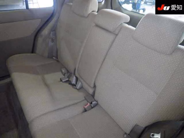 TOYOTA RAUM