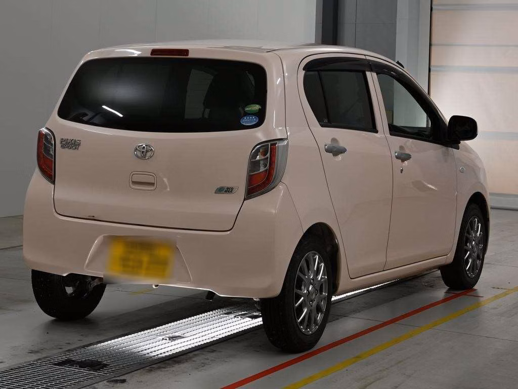 TOYOTA PIXIS EPOCH