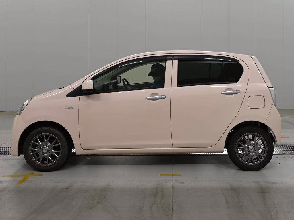 TOYOTA PIXIS EPOCH