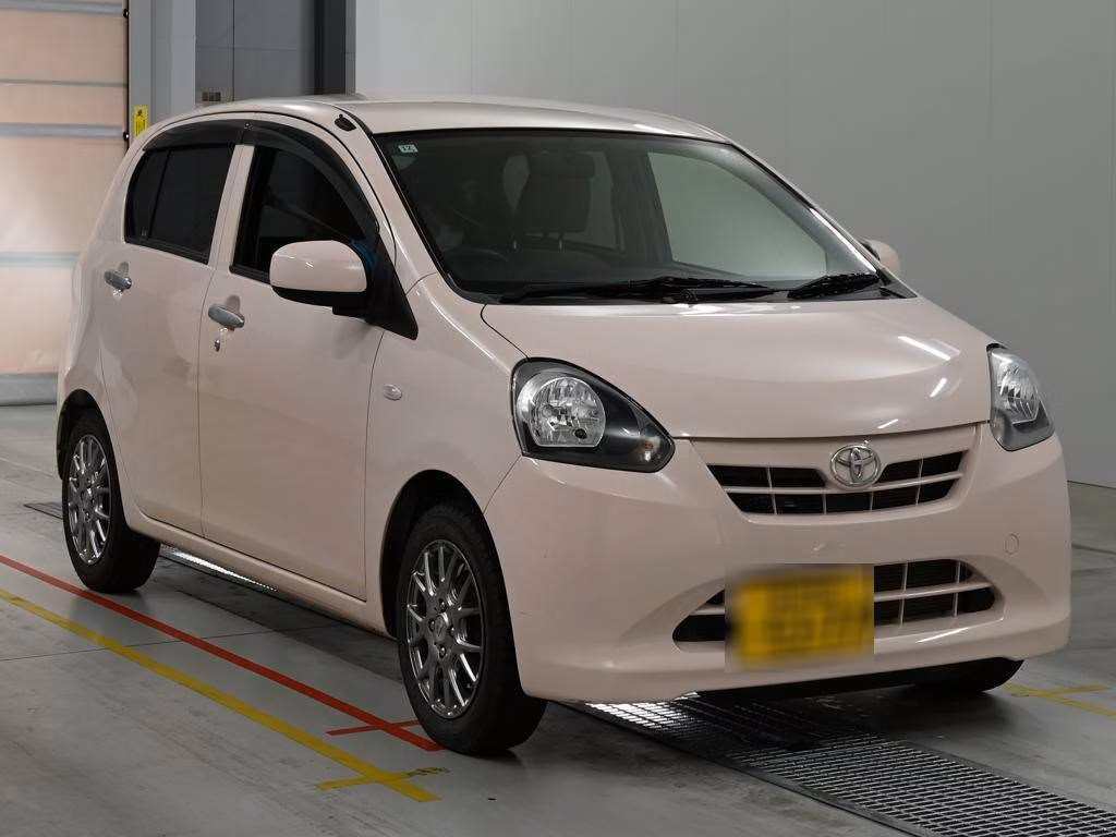 TOYOTA PIXIS EPOCH