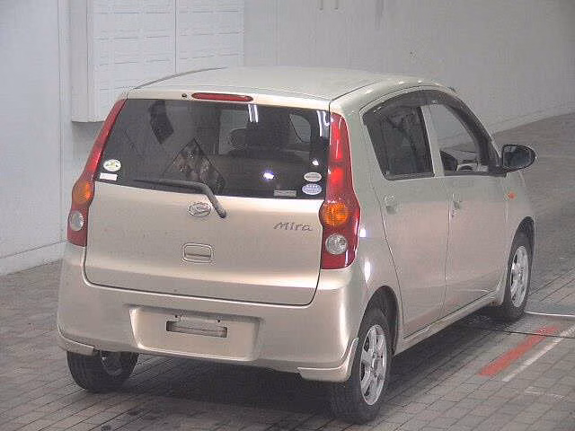 DAIHATSU MIRA