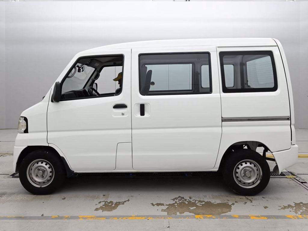 MITSUBISHI MINICAB