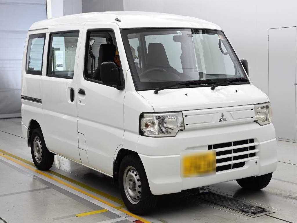 MITSUBISHI MINICAB