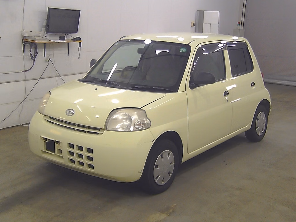 DAIHATSU ESSE