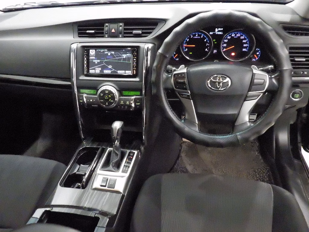 TOYOTA MARK X